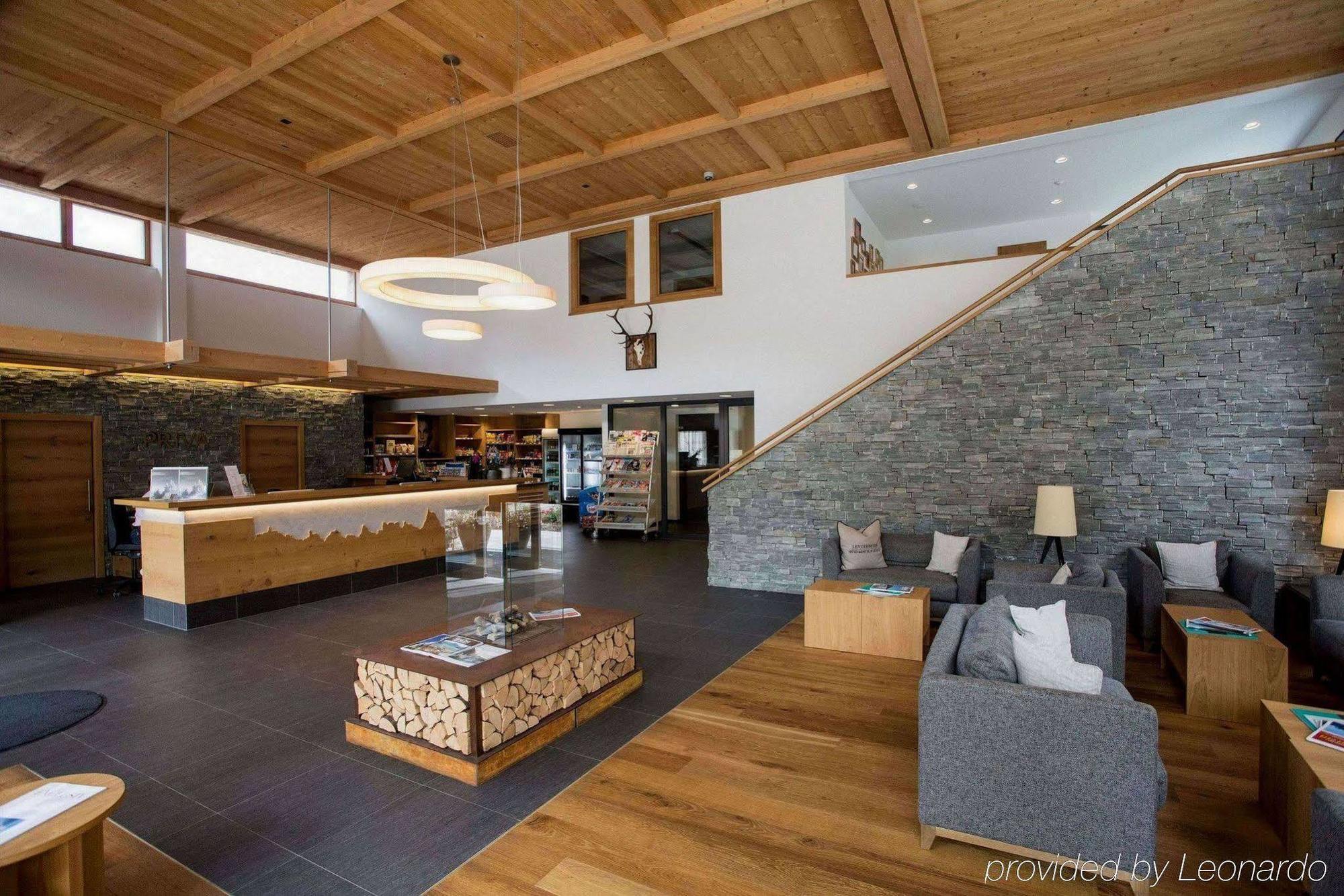 Priva Alpine Lodge Лензерхайде Екстериор снимка